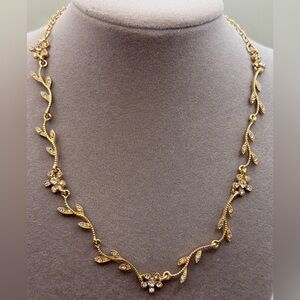 Gold Tone Floral Vine Rhinestone Necklace Romantic Bridal Style